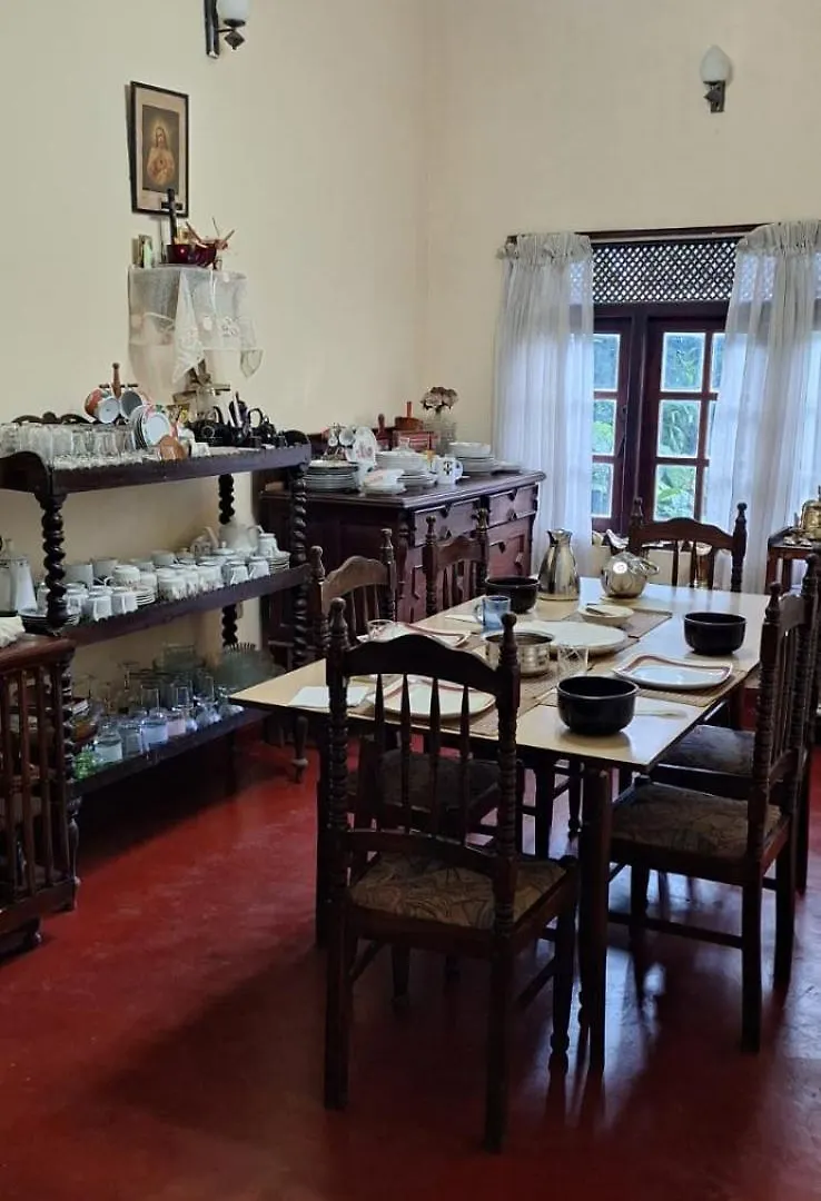 Ben'S Home Stay Канди Проживание в семье